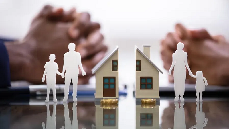 Hậu quả pháp lý đối với quan hệ tài sản khi ly hôn